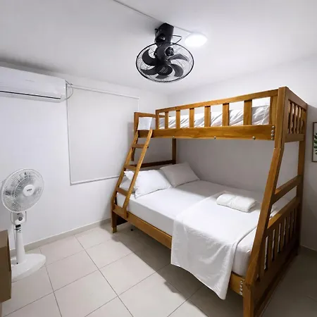 Privado Ejecutivos Familiar Apartamento *